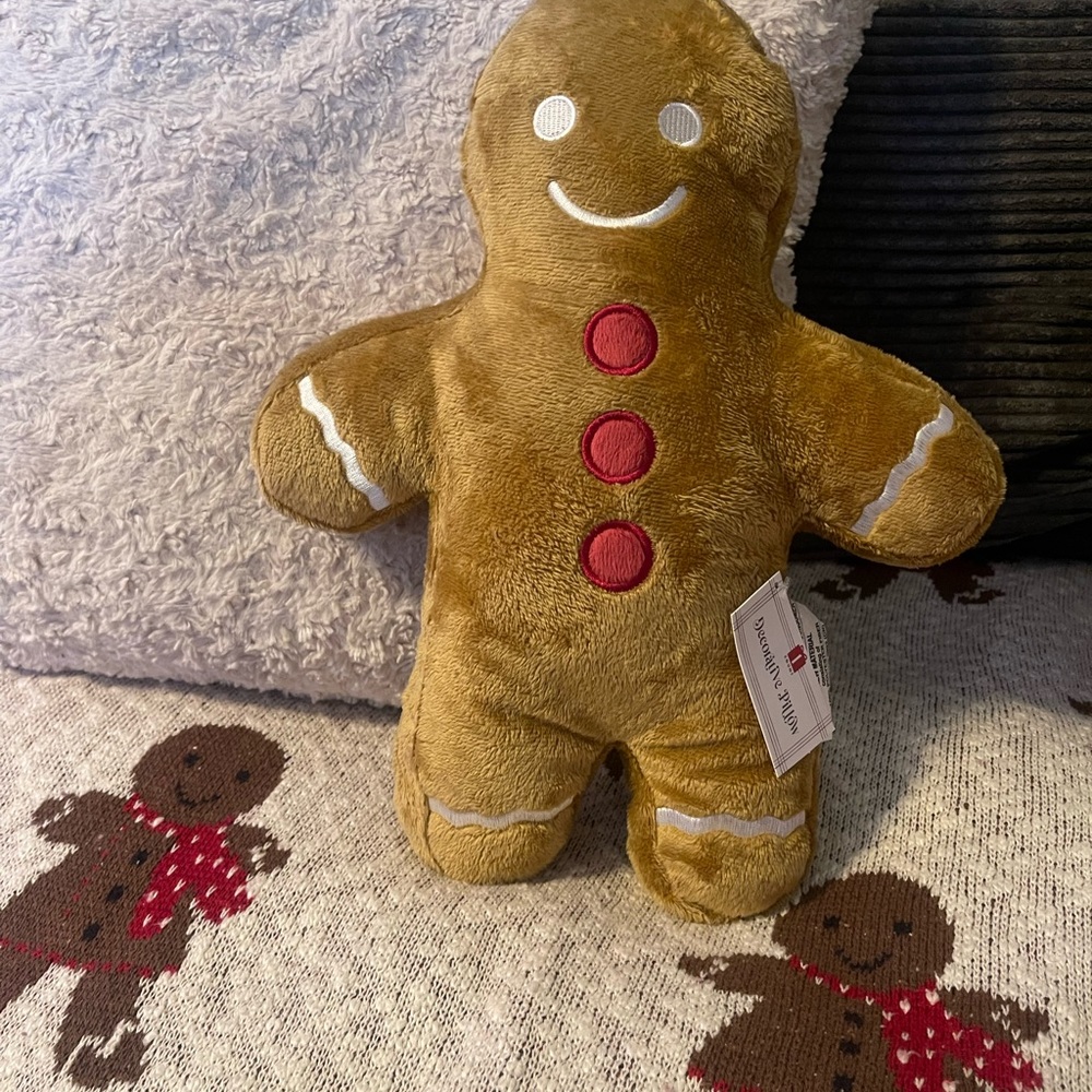 Gingerbread Man & Christmas Tree Pillow Set - Picture 4 of 4